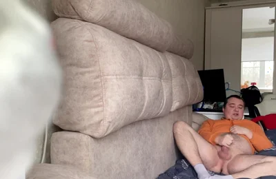 Young Guy Limara19981 Masturbates and Enjoys Orgasm