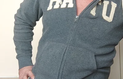 Handsfree Thomas Gay Cum