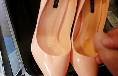 Walking Practice Before Cum in My New Black Pumps