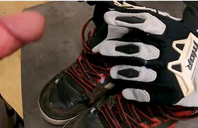 8 Cumshots On Friends Trashed Worn Dc Spartan Shoes