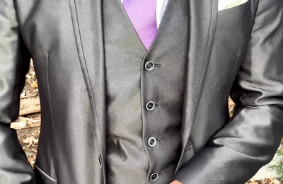 Public Outdoor Masturbation in a Shiny Suit