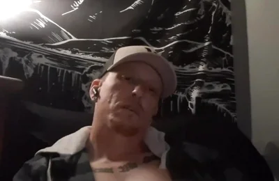 Jerking off to Porn for a Massive Cumshot