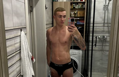The Most Unusual Fuck of Two Cute Twinks in Different Positions!