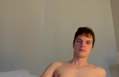 German Guy Masturbate on Bed