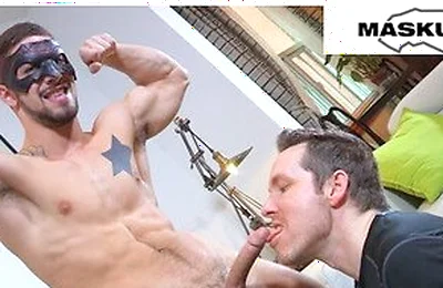 Pascals Muscle Worship & Blowjob Bliss With Sensual Carl!
