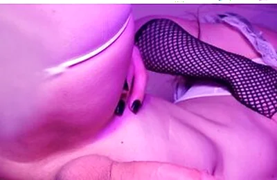 Femmes With Big Dicks From Below, Toy Sharing And Anal Doggy Until We Cum (lalathepala & Trappybae)