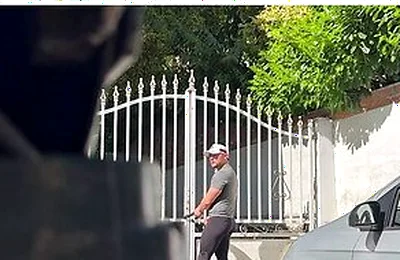 Andrew Wallker Spied By A Perv During Fitness Jerk And Intense Cumshot