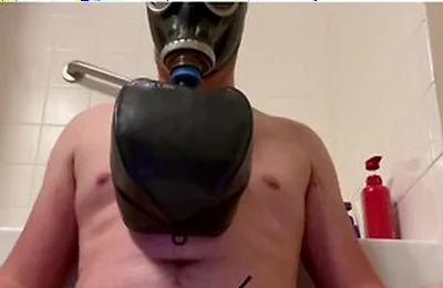Latex Bitch Puppy Breathplay Cum