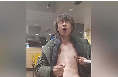 College Student 18+ Masturbating At Mcdonalds And Cum A Lot