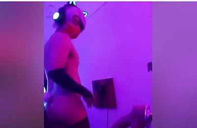 Gay Guy Enjoys A Good Time With A Bbc