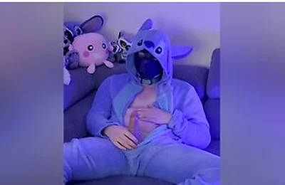 Day 1 Advent Calendar - In My Boyfriends Kigurumi Stitch