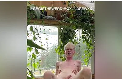 Fun In The Greenhouse With Xxlildrewxx - Grg Isthewerd And Greg Mckeon