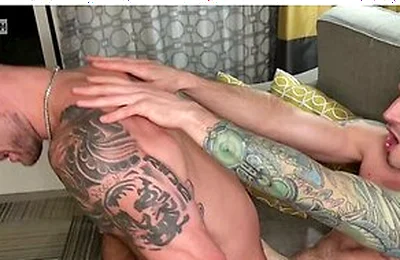 Muscle Bottom Blain Oconnor Sucks And Gets Fucked By Stepdaddy Derek Kage