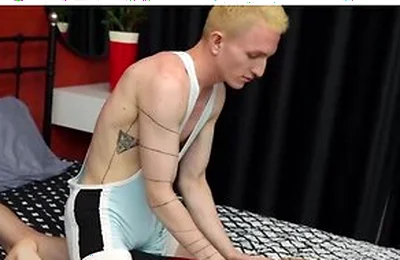 Amon Volkov Cock Massages Scott Smith After Make Out
