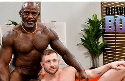 Big Dick Damien Roux Catches Customer Jerking Off In Public Cyber Cafe!