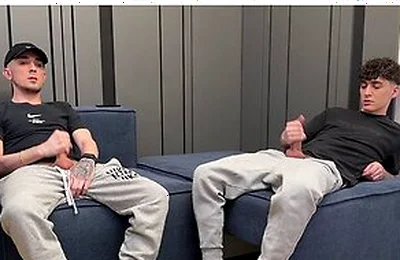 Guys Jerking Off Together