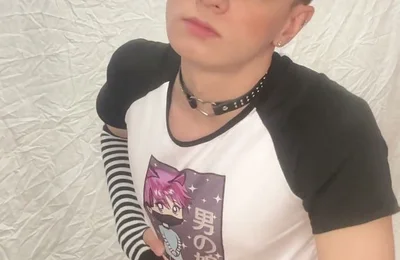 Cute Femboy Trying New Toys