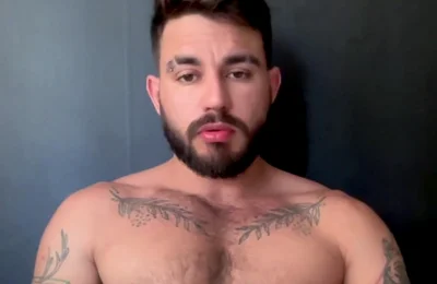 Needing a Blowjog Here. Any Mouth Hungry for Thick Cock? Precisando De Uma Mamada. Alguma Boquinha Com Fome De Pica Grossa?