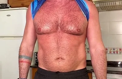 Jerking off While I Make My Protein Shake