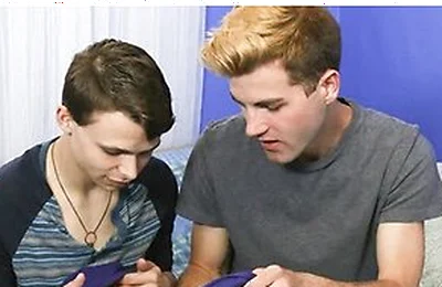 Innocent Boy Austin Xanders Takes His Big Step Bros Giant Throbbing Cock And Hot Jizz