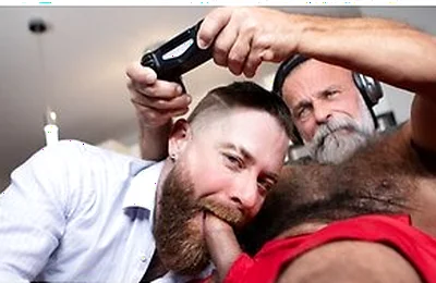 Men - Stepdaddy Cakes Sucks His Boyfriend Stepdaddy Johns Dick While He Is Gaming, Then Takes A Ride
