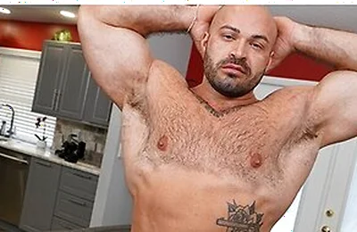 Guy Selector - I Went To Apologize To My Boyfriend But End Up Fucking His Hot Stepbrother Nick Cranston