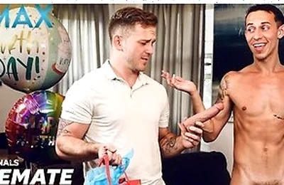 Bratty Twink Roommie Apologizes To B-day Hunk Wt His Cock - Des Irez, Andrew Delta