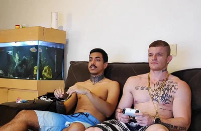 Carmona, Victor Ferraz and O Pai Do Carmona, Making the Couple Suck