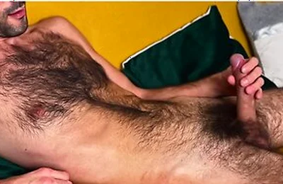 Fit Guy Jerk For Massive Cum On Hairy Abs