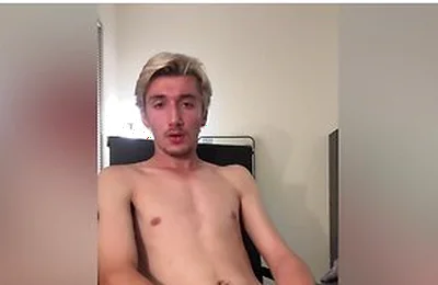 Big Dick Teen 18+ Jerks Off At Desk And Shoots Huge Load