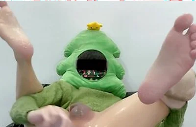 Merry Christmas Twink Play With Sex Toy Laying Eggs