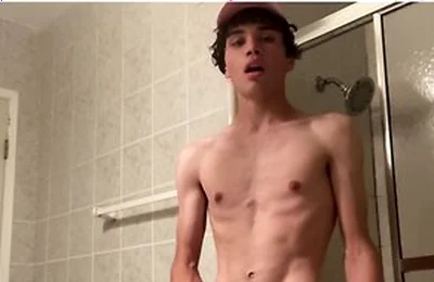Twink Masturbates Inside His Bathroom While Family Is Home!