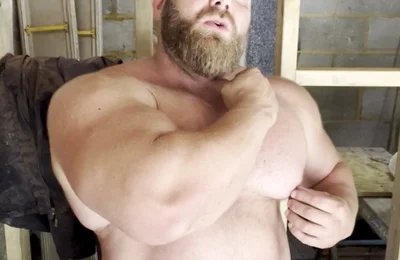 Dildo Stretching in the Bath