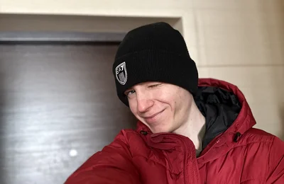 Twink's Throbbing Cock Eruption