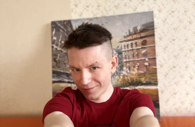 Caressing My Friend to Give Me a Blowjob Later