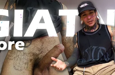 The Giant Macabreink Publicly Humiliates the Tiny Human