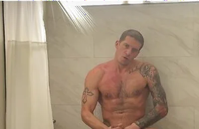 Ty Roderick In Beautiful Morning Shower Jerk Off