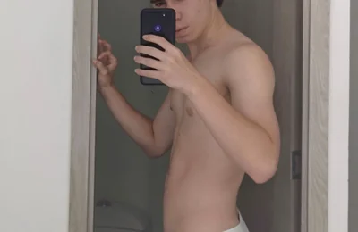 I Strip Naked to Masturbate Until I Eat My Cum