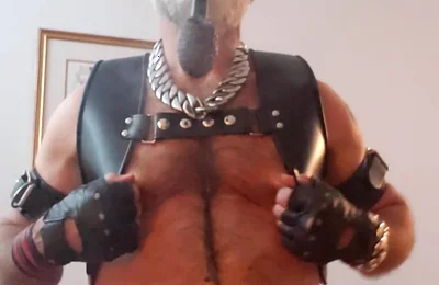Strap-on Leather Dad